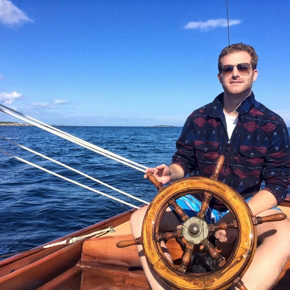 Meet your Posher, Derek - Picture 1 of 1